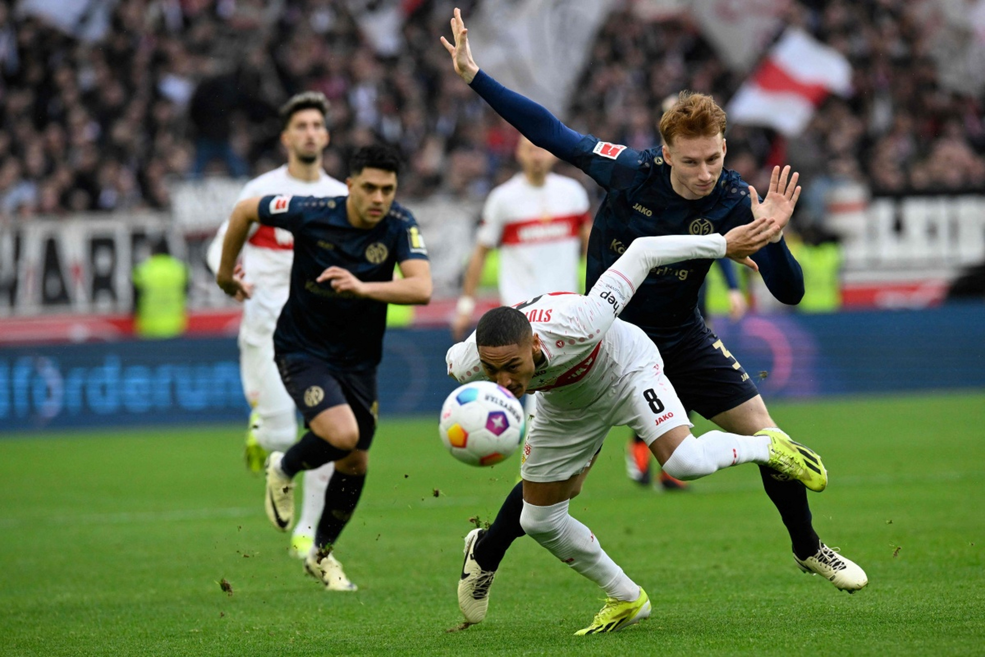 斯图加特对法兰克福聚胜顽球汇